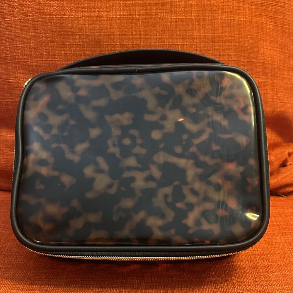 Unisex Skincare and Cosmetics Bag — Brand New, Never Used Medium Makeup Case .